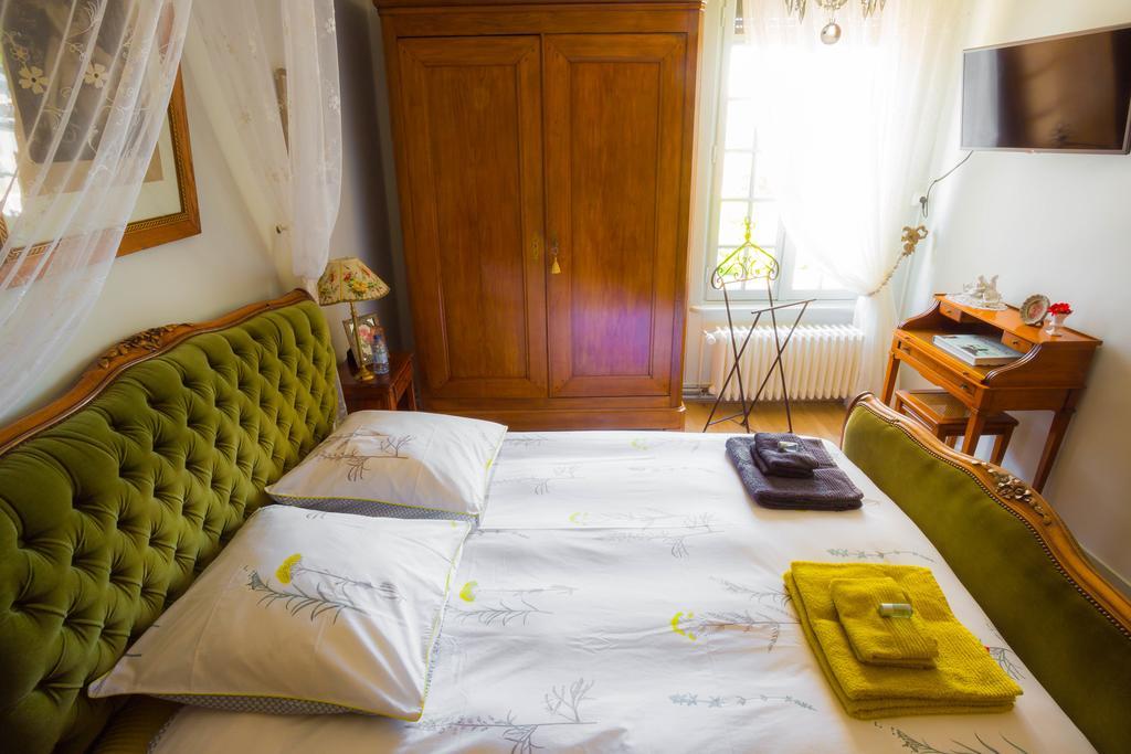 La Petite Maison Pres De L'Eglise Meillac Pokój zdjęcie