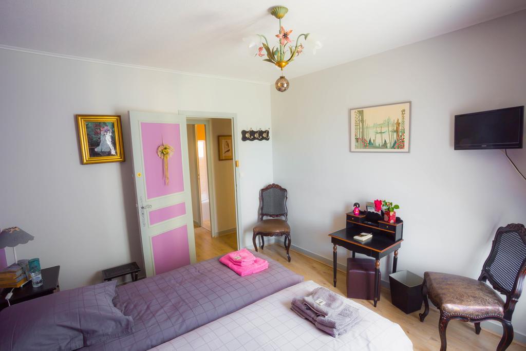 La Petite Maison Pres De L'Eglise Meillac Pokój zdjęcie